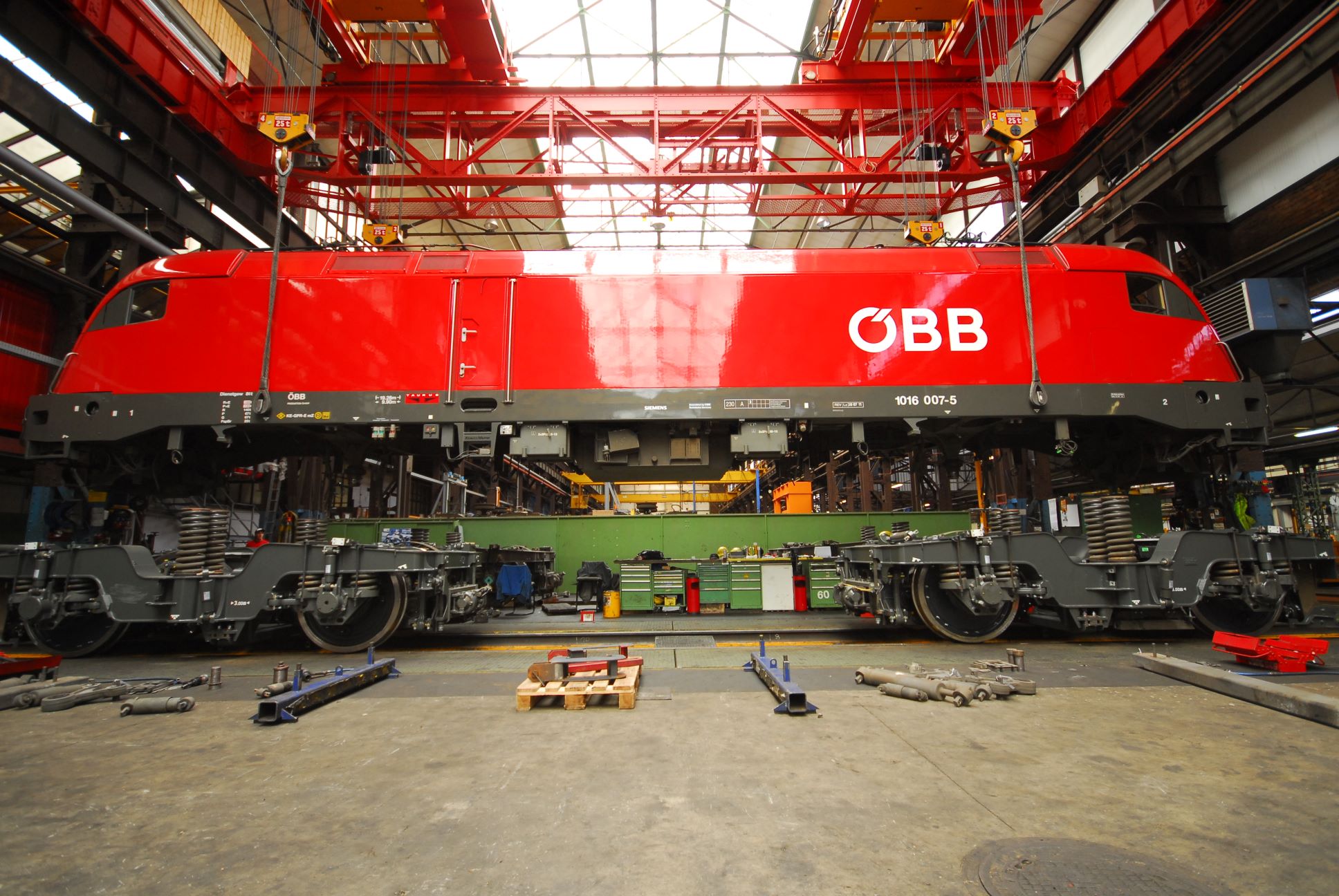 ÖBB Train Tech factory in Linz